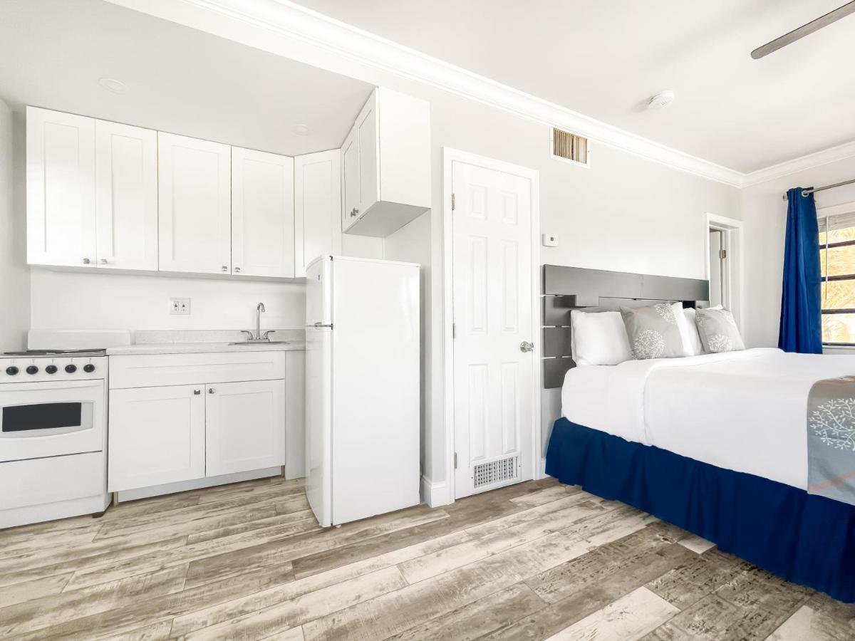 Paradise Oceanfront By Hbh Hollywood Luaran gambar